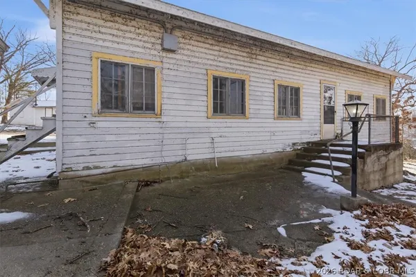 $229,900 | 391 Kansas City Way, Sunrise Beach, MO 65079