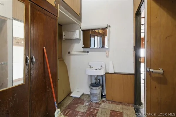 $229,900 | 391 Kansas City Way, Sunrise Beach, MO 65079