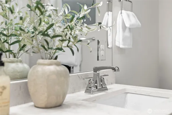 $1,024,950 | 1595 Lockridge Loop East, Enumclaw, WA 98022