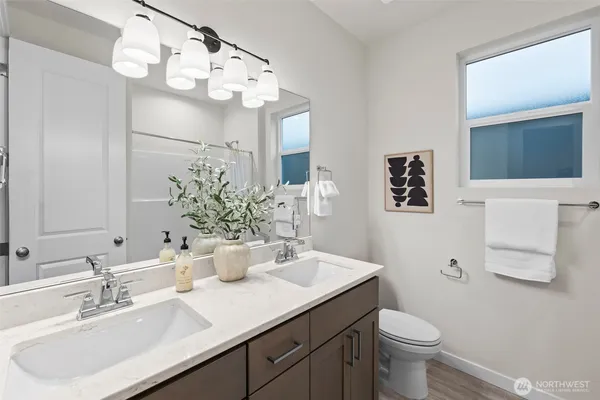 $1,024,950 | 1595 Lockridge Loop East, Enumclaw, WA 98022