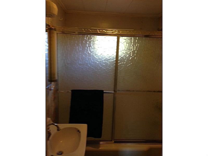 114 River Road Brunswick, ME 04011 - Photo 8 of 17 Bathroom.