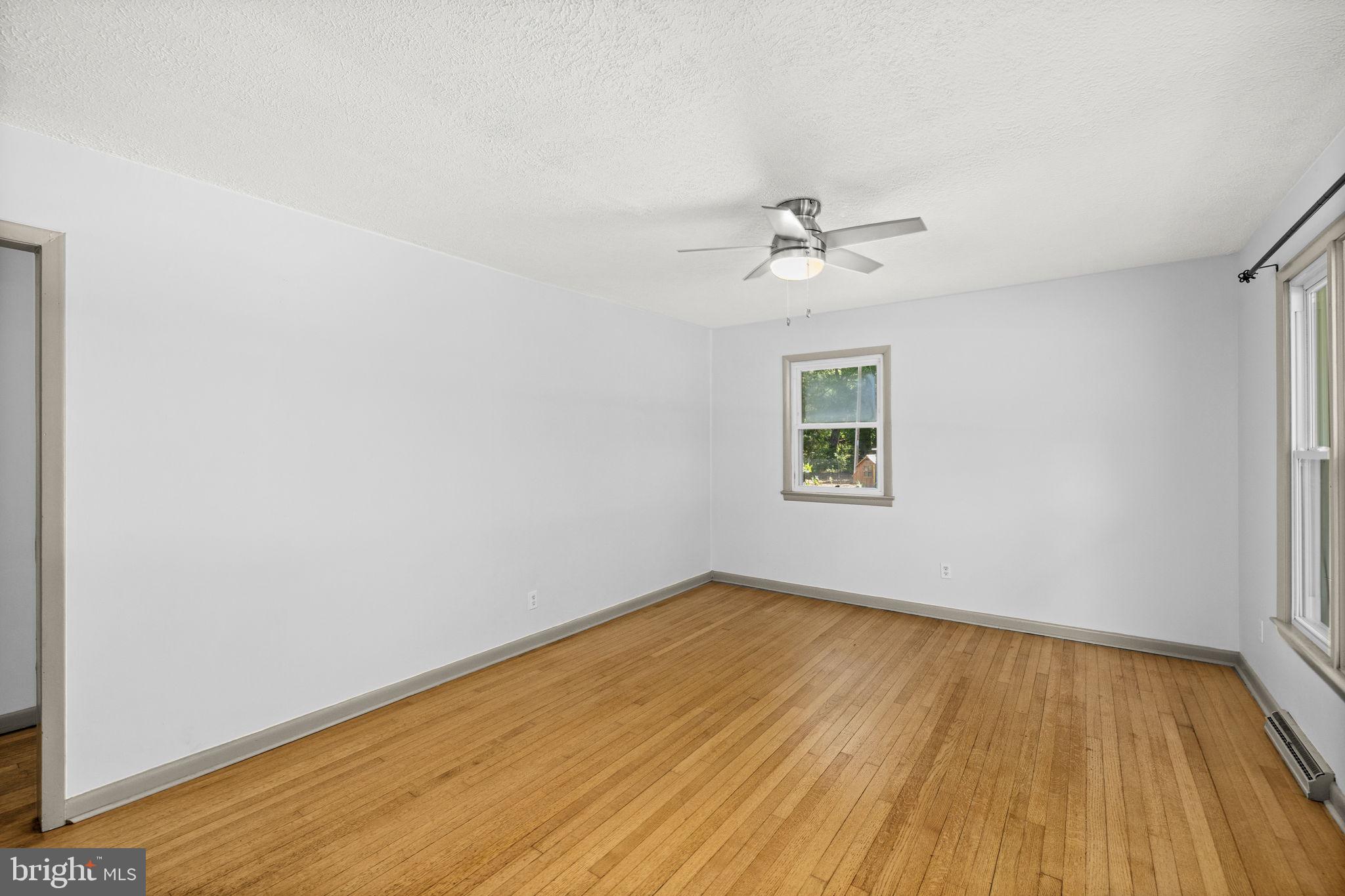 17195 Oakshade Road Orange, VA 22960 - Photo 6 of 31 Bright and airy open space awaits.