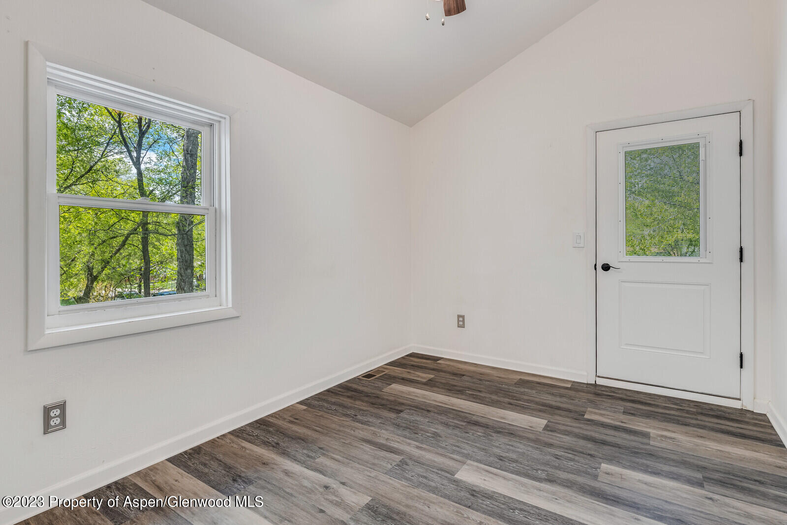 808 Park Avenue Rifle, CO 81650 - Photo 16 of 28 15_808_Park_Ave015_mls