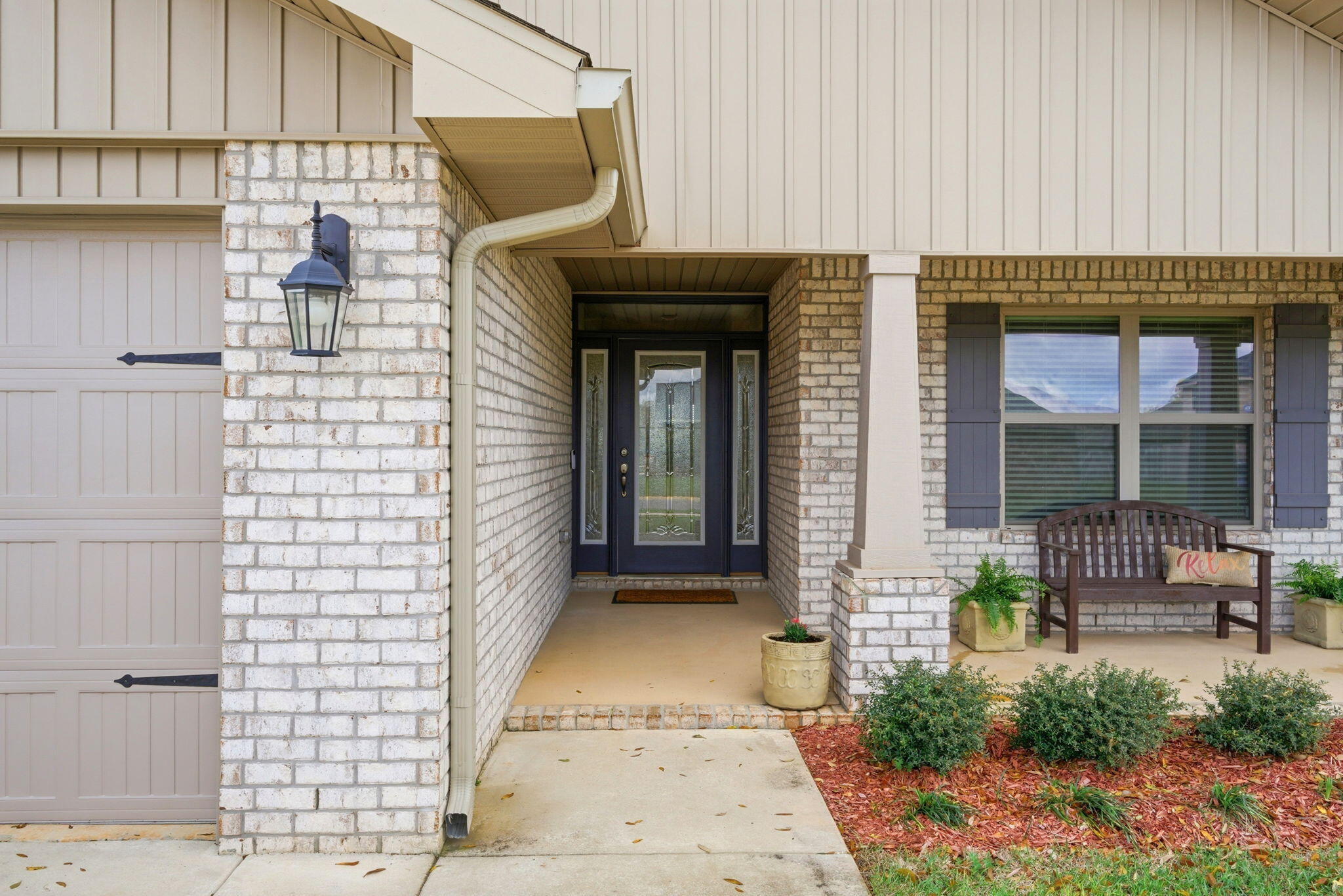 142 Ridgeway Circle Crestview, FL 32536 - Photo 4 of 41 a view of entrance of the house