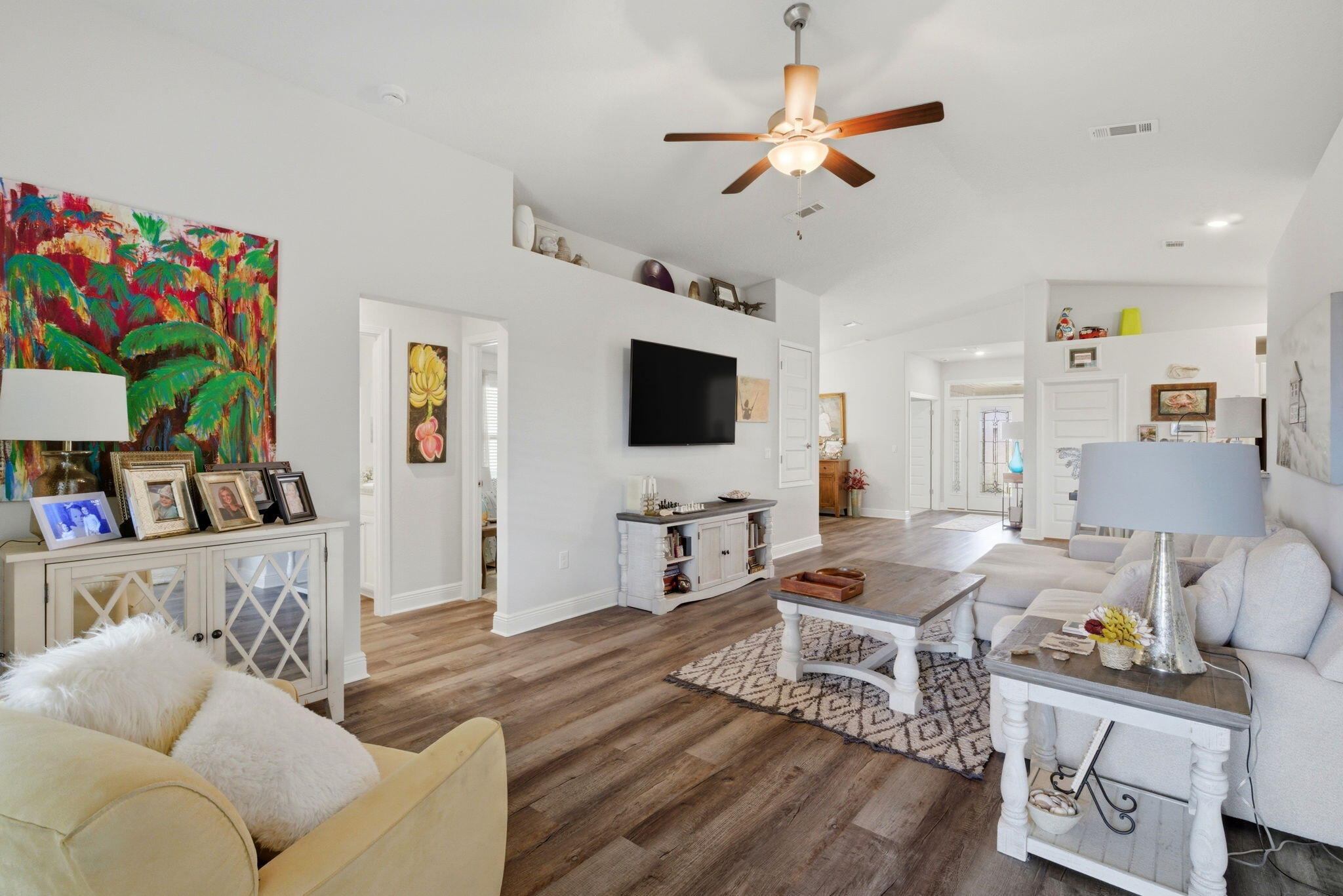 142 Ridgeway Circle Crestview, FL 32536 - Photo 9 of 41 a living room with furniture and a flat screen tv