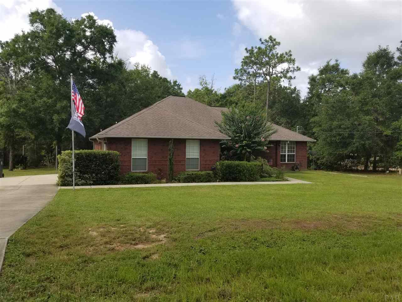 8641 Fields Road Milton, FL 32583 - Photo 2 of 18 Gallery Image 2