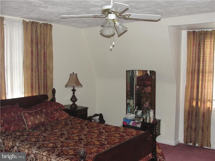 3571 Primrose Road Philadelphia, PA 19114 - Photo 7 of 12 Master Bedroom