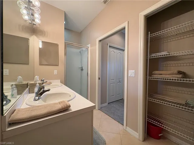 $1,900 | 2720 Cypress Trace Circle, Unit 2933, Naples, FL 34119