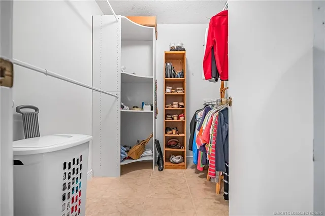 $185,000 | 2950 Southeast Ocean Boulevard, Unit 1266, Stuart, FL 34996