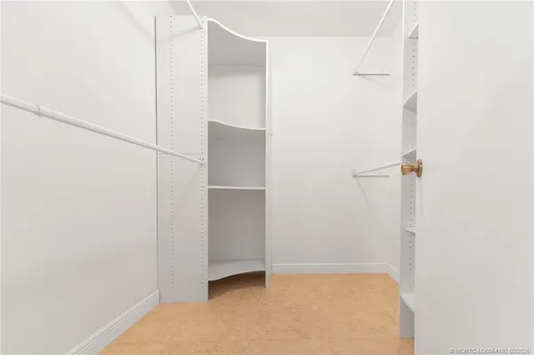 $169,900 | 2950 Southeast Ocean Boulevard, Unit 1266, Stuart, FL 34996