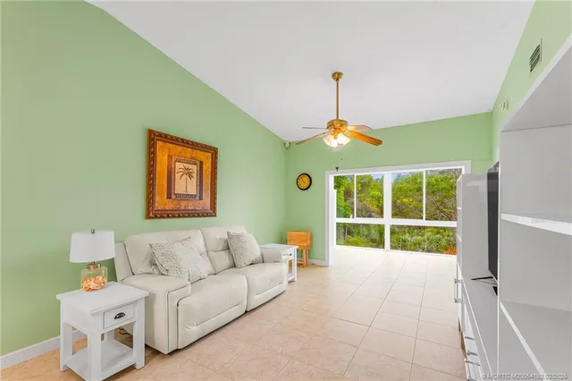 $185,000 | 2950 Southeast Ocean Boulevard, Unit 1266, Stuart, FL 34996