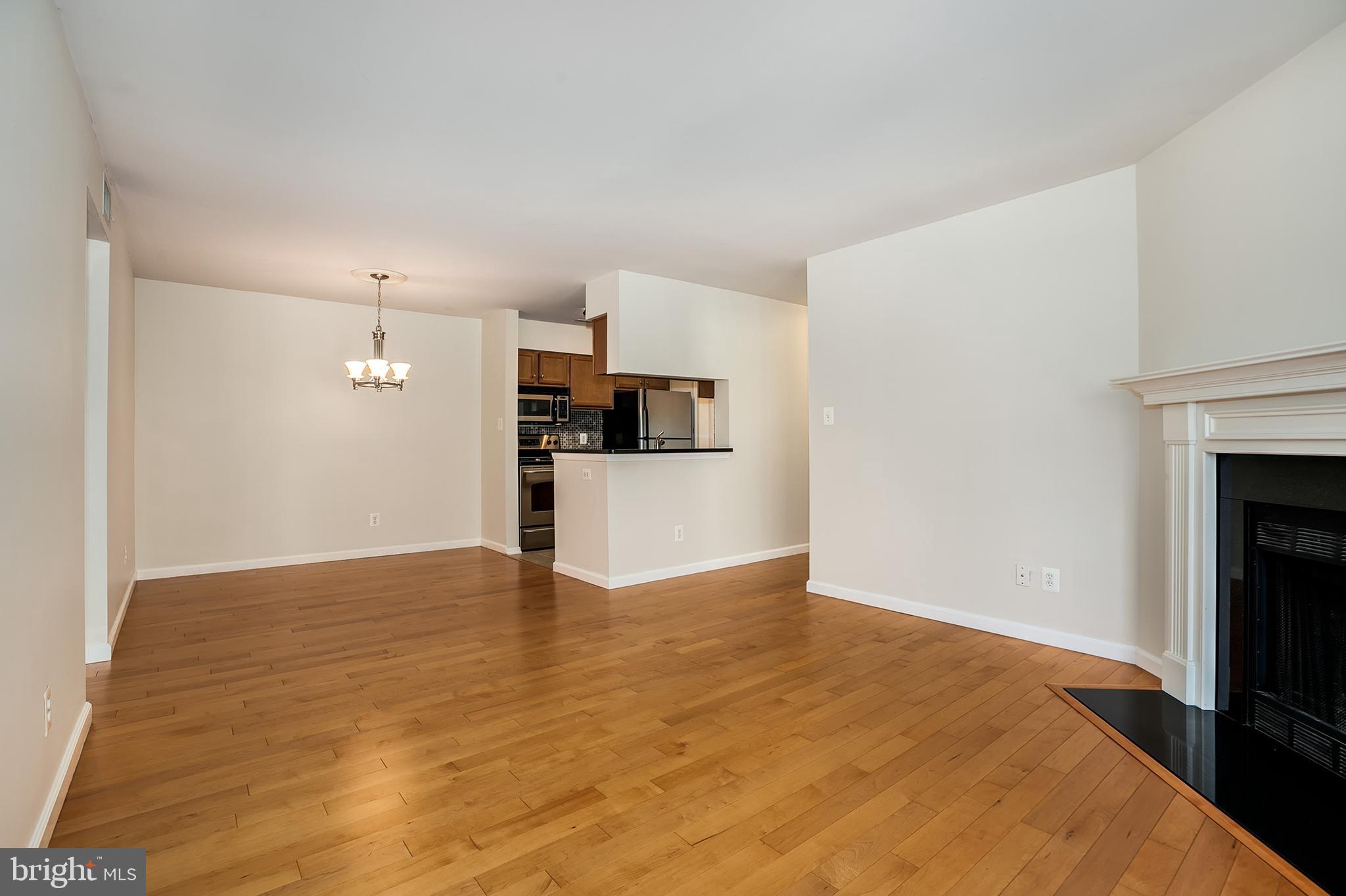 11653 Gas Light Court, Unit G Reston, VA 20190 - Photo 12 of 39 Gallery Image 12