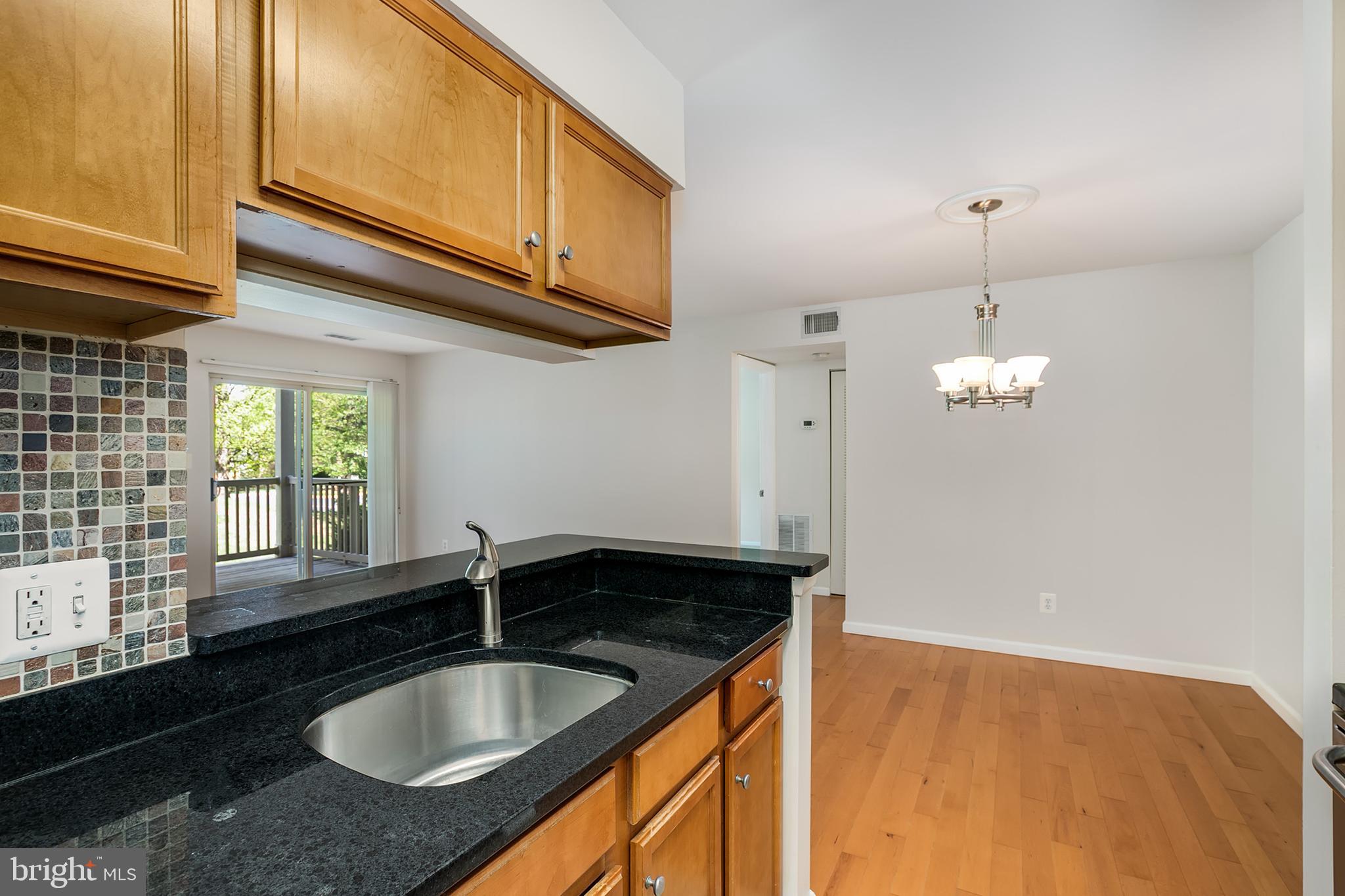 11653 Gas Light Court, Unit G Reston, VA 20190 - Photo 9 of 39 Gallery Image 9
