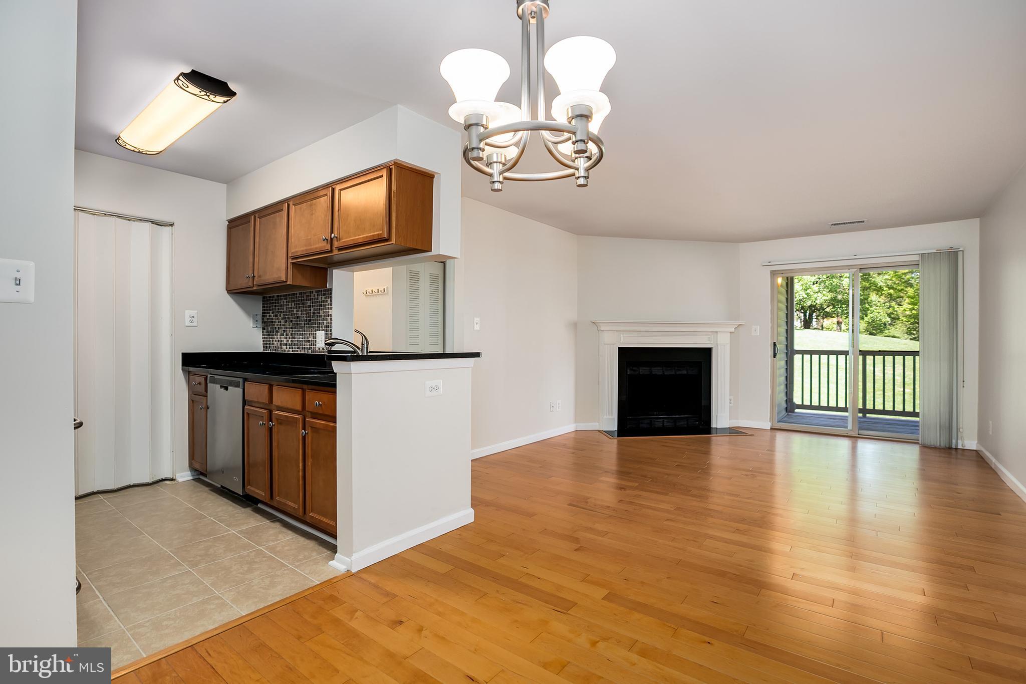 11653 Gas Light Court, Unit G Reston, VA 20190 - Photo 10 of 39 Gallery Image 10