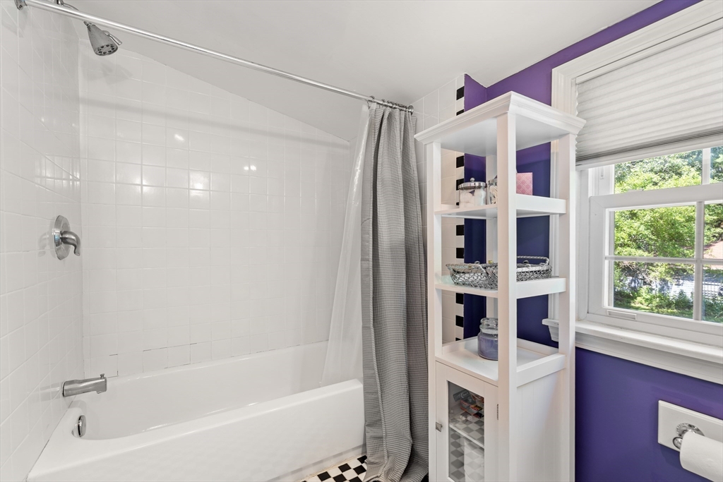 84 Pleasant Street Wenham, MA 01984 - Photo 28 of 38