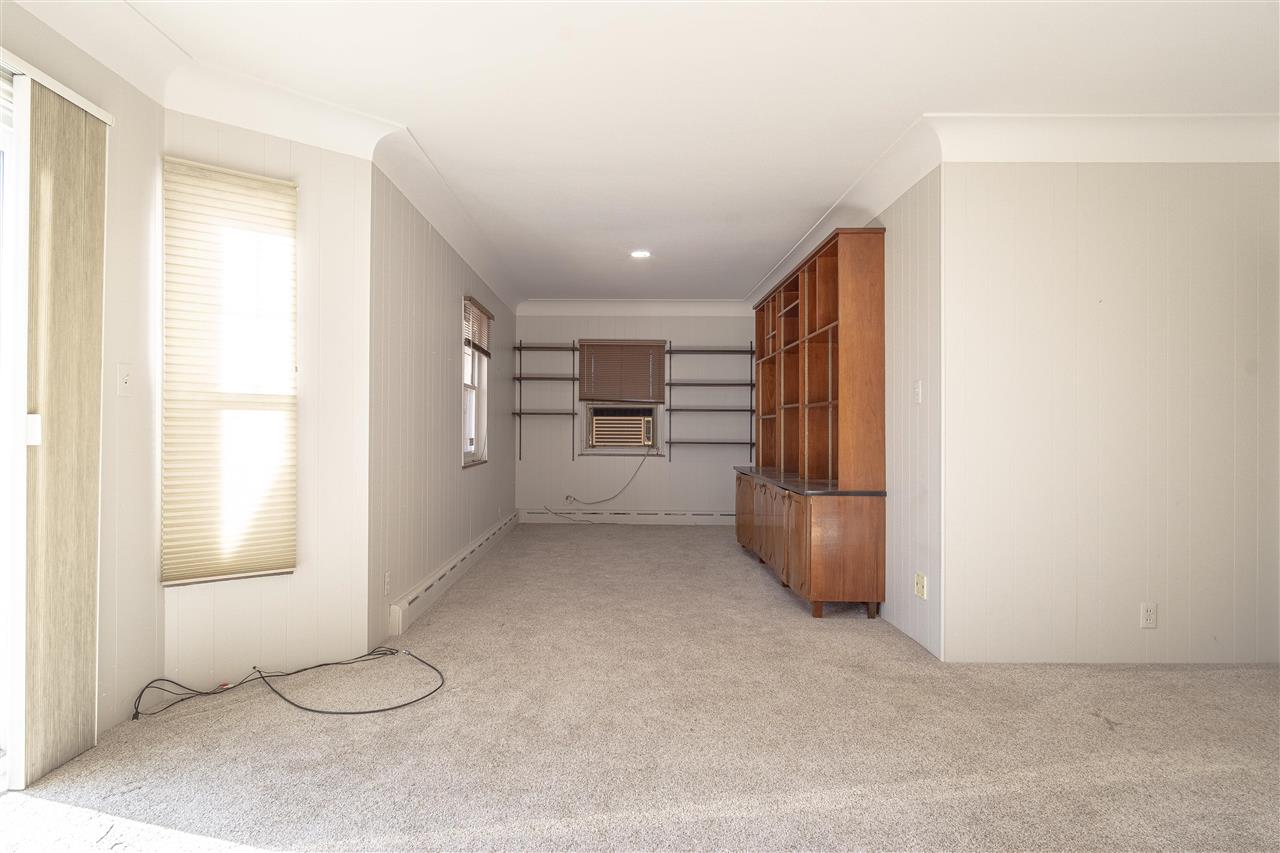 2101 Miller Road Flint, MI 48503 - Photo 25 of 41 50061484-24.JPG