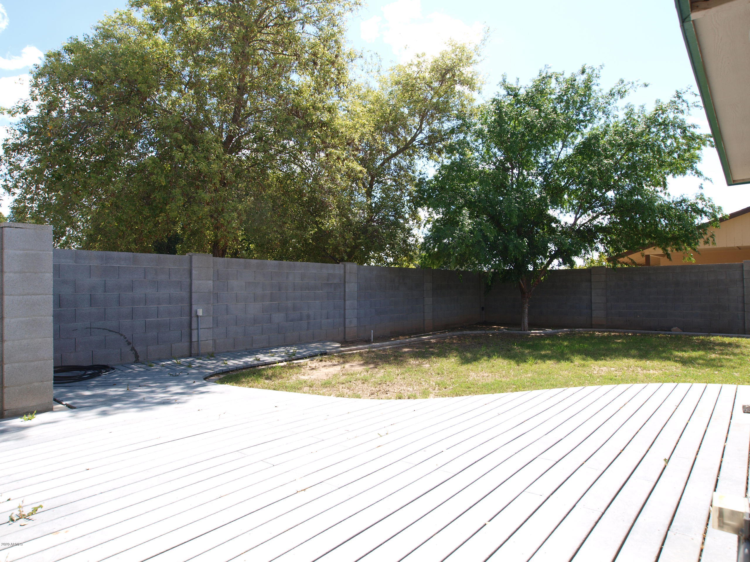 4115 West Griswold Road Phoenix, AZ 85051 - Photo 16 of 22 17
