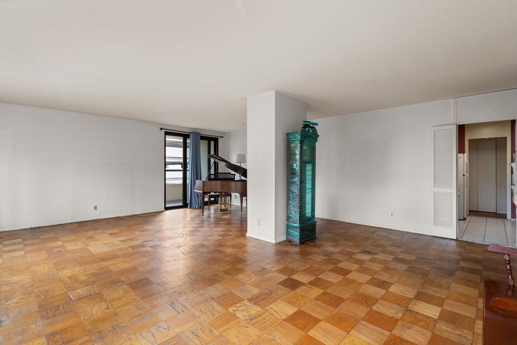 65 East India Row, Unit 6B Boston, MA 02110 - Photo 5 of 28
