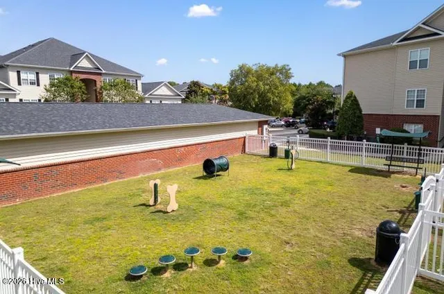 $1,700 | 2820 Bloomfield Lane, Unit 108, Wilmington, NC 28412