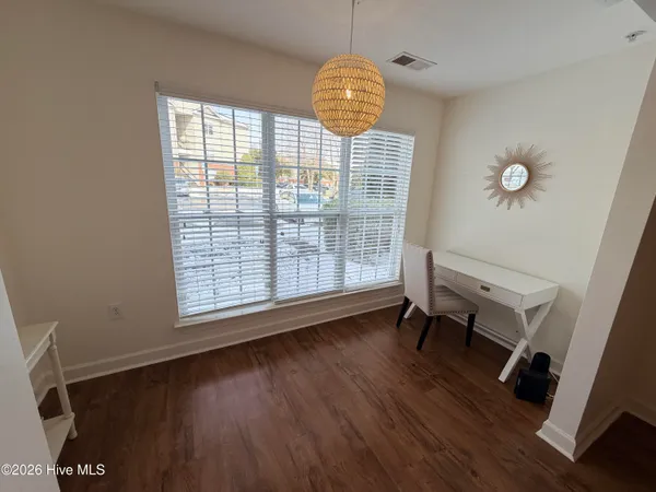 $1,600 | 2820 Bloomfield Lane, Unit 108, Wilmington, NC 28412