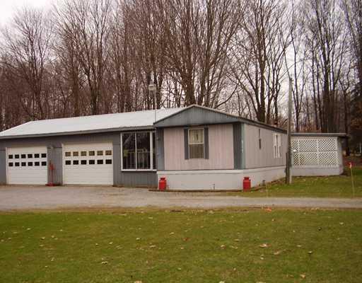 910 Fredonia Road Stoneboro, PA 16153 - Photo 1 of 13 Exterior Front.