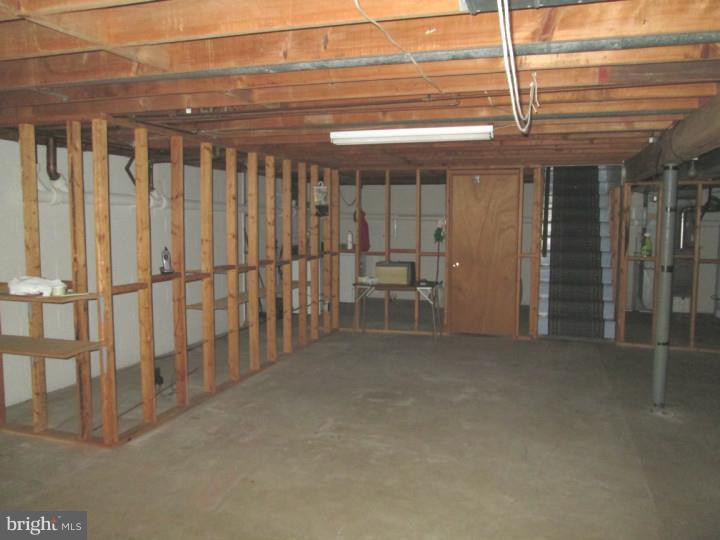 2400 Winding Road Hatboro, PA 19040 - Photo 17 of 17 Gallery Image 17