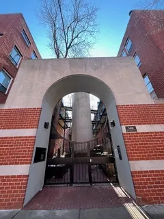 $340,000 | 5400 South Hyde Park Boulevard, Unit A5, Chicago, IL 60615