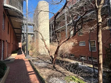 $340,000 | 5400 South Hyde Park Boulevard, Unit A5, Chicago, IL 60615