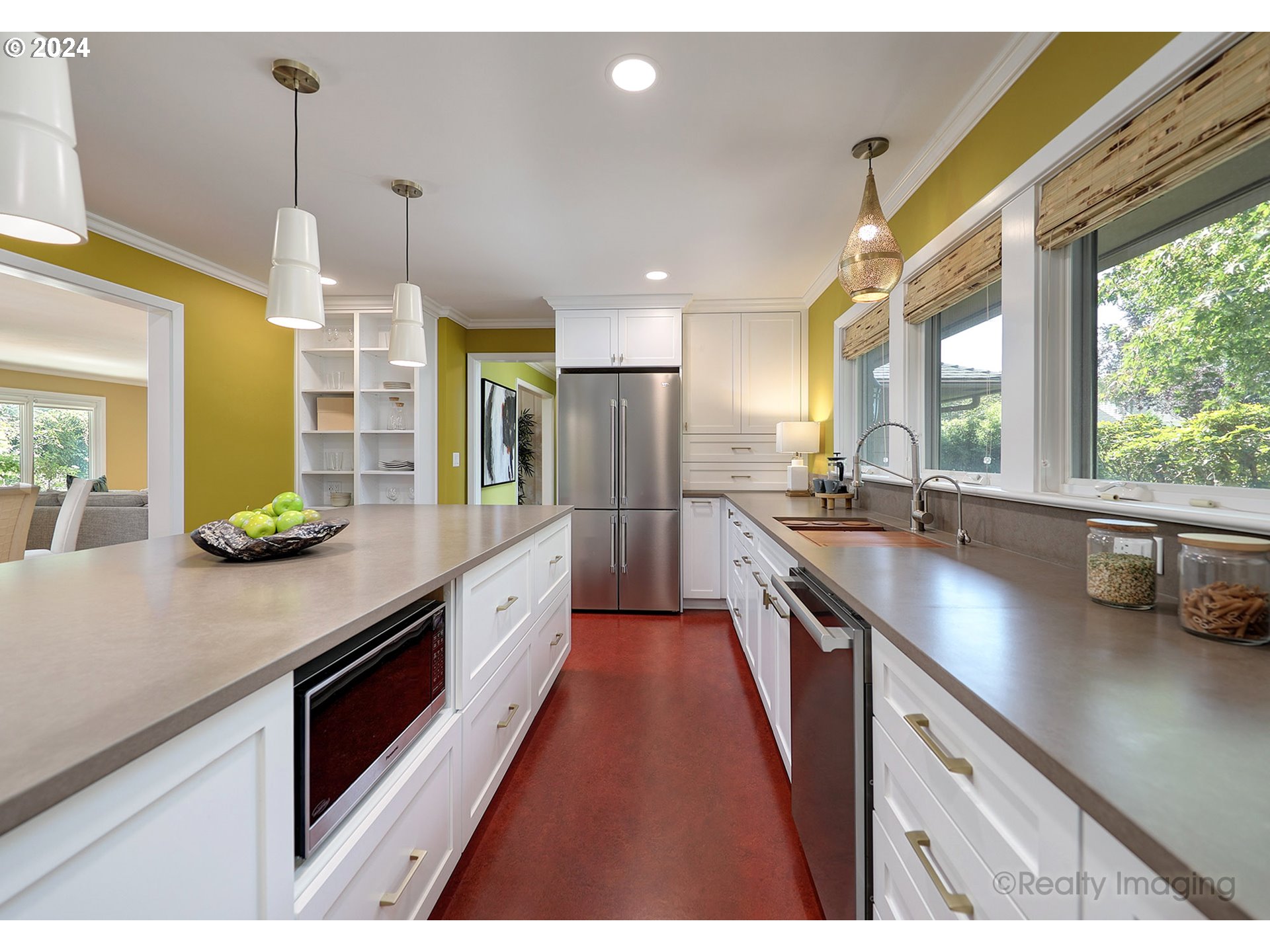 4270 Southwest 75th Avenue Portland, OR 97225 - Photo 15 of 47 Gallery Image 15