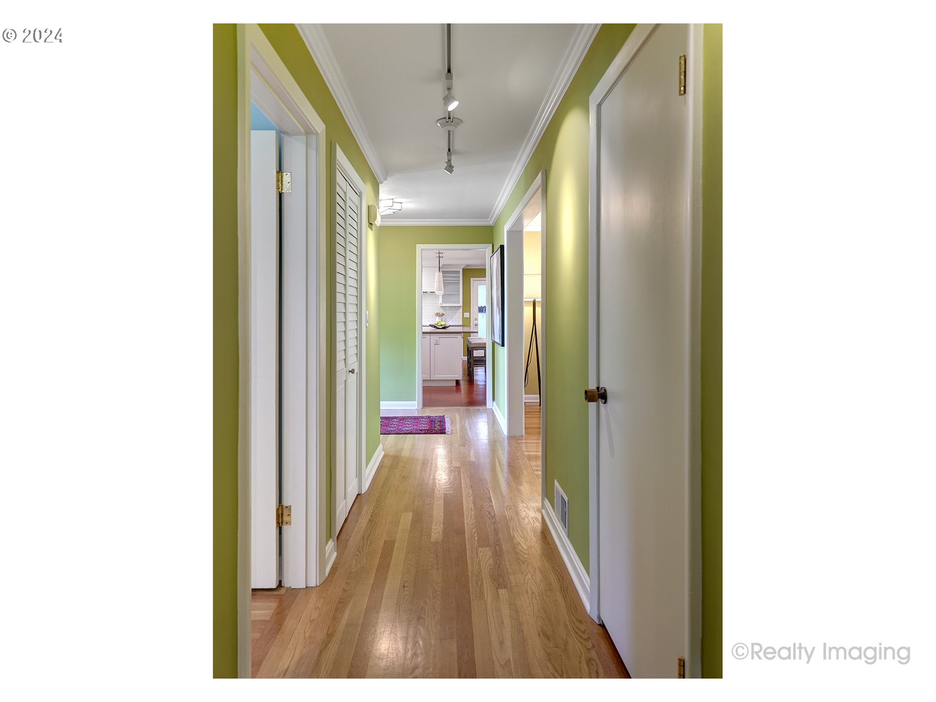 4270 Southwest 75th Avenue Portland, OR 97225 - Photo 27 of 47 Gallery Image 27