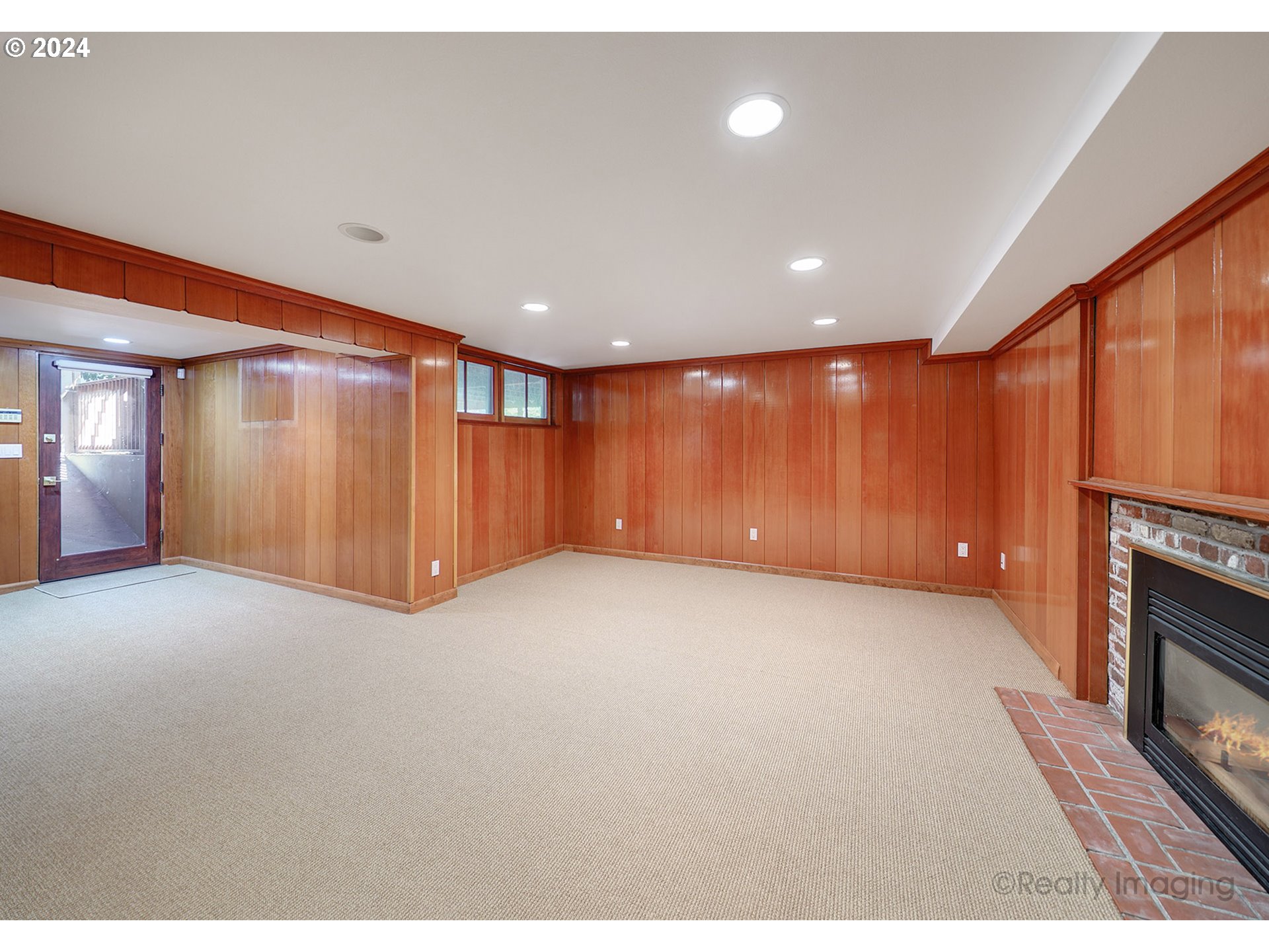 4270 Southwest 75th Avenue Portland, OR 97225 - Photo 29 of 47 Gallery Image 29