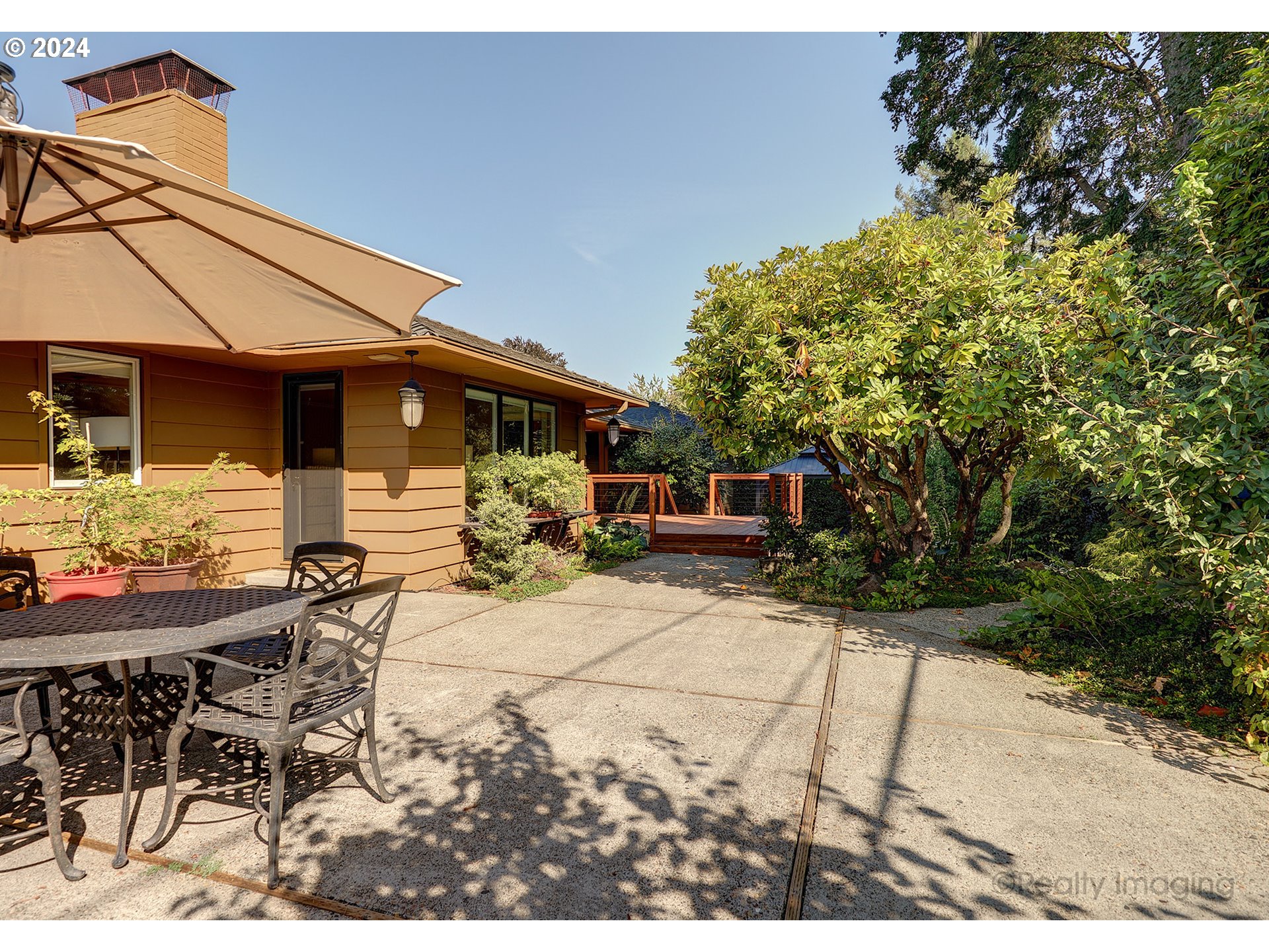 4270 Southwest 75th Avenue Portland, OR 97225 - Photo 38 of 47 Gallery Image 38
