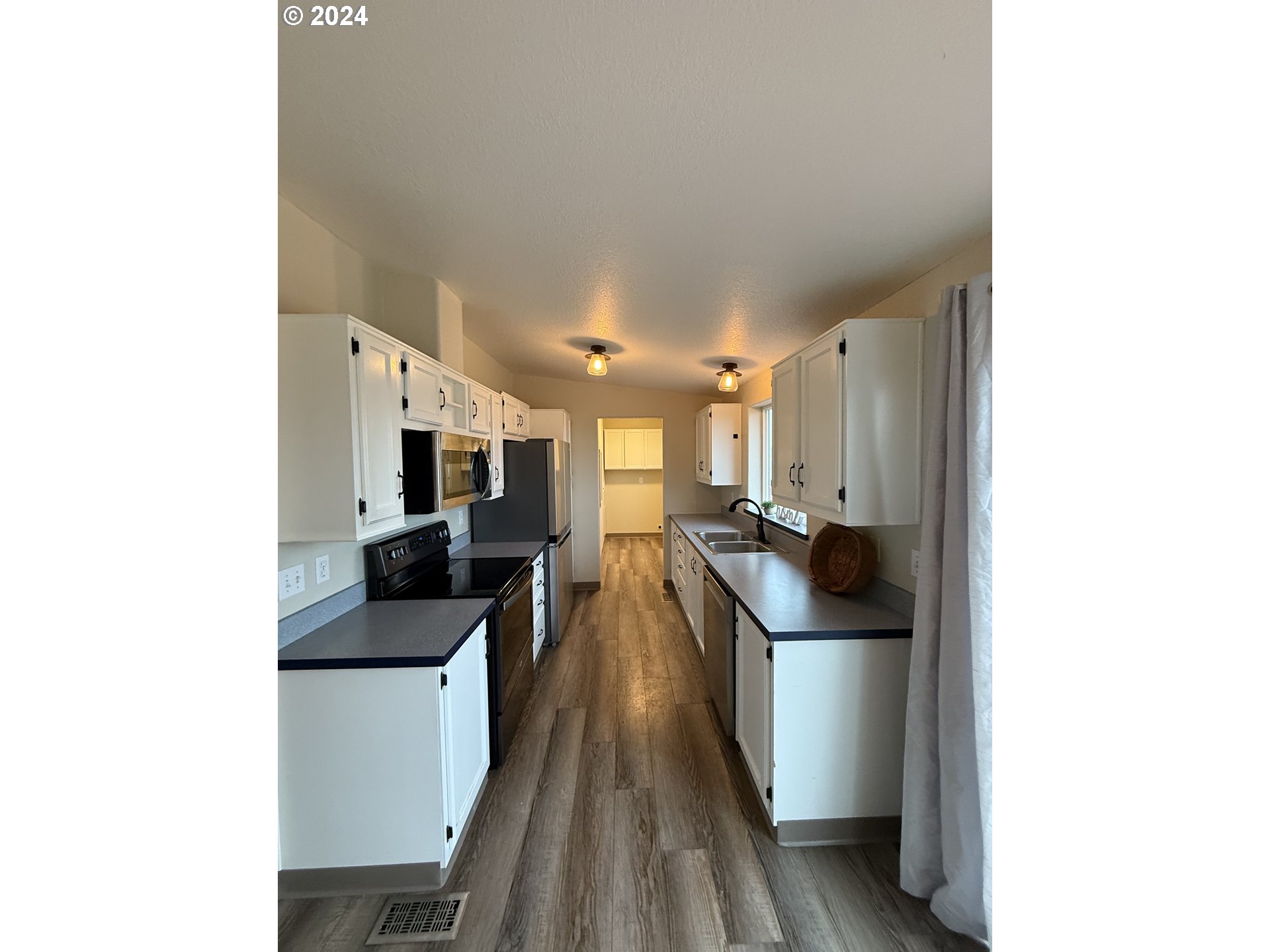 2600 Southwest Goodwin Avenue, Unit 21 Pendleton, OR 97801 - Photo 6 of 29 Gallery Image 6