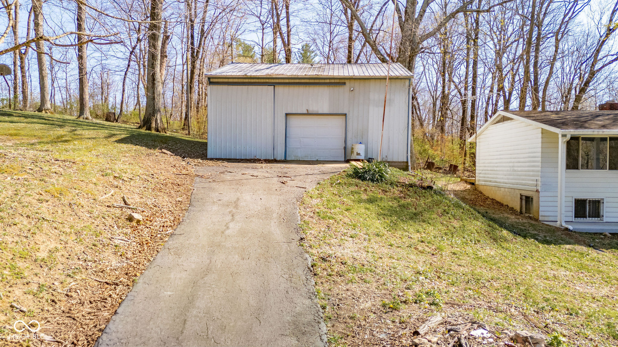 2529 East Ridgewood Street New Castle, IN 47362 - Photo 3 of 30