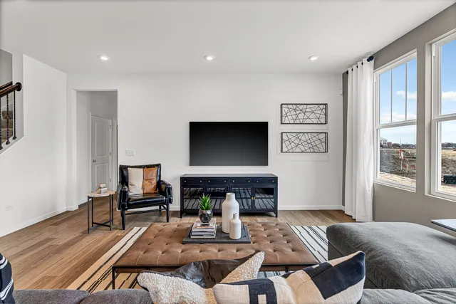 $650,000 | 24708 West Owen Court, Plainfield, IL 60585