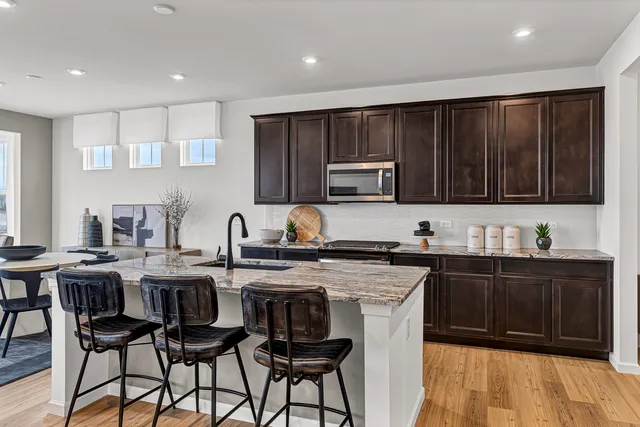 $650,000 | 24708 West Owen Court, Plainfield, IL 60585