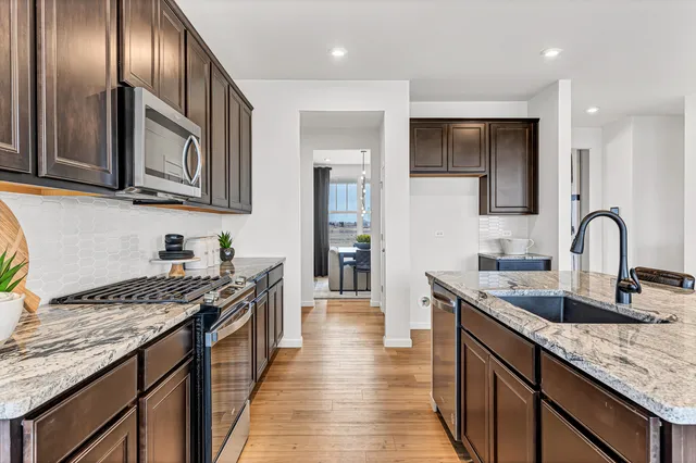 $650,000 | 24708 West Owen Court, Plainfield, IL 60585