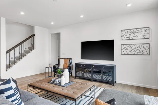 $650,000 | 24708 West Owen Court, Plainfield, IL 60585