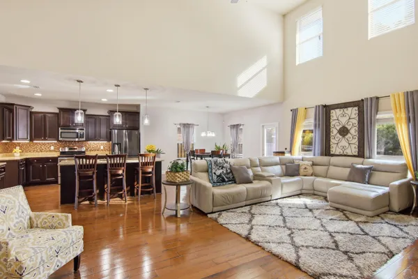 $595,000 | 170 Windchime Way, Freeport, FL 32439