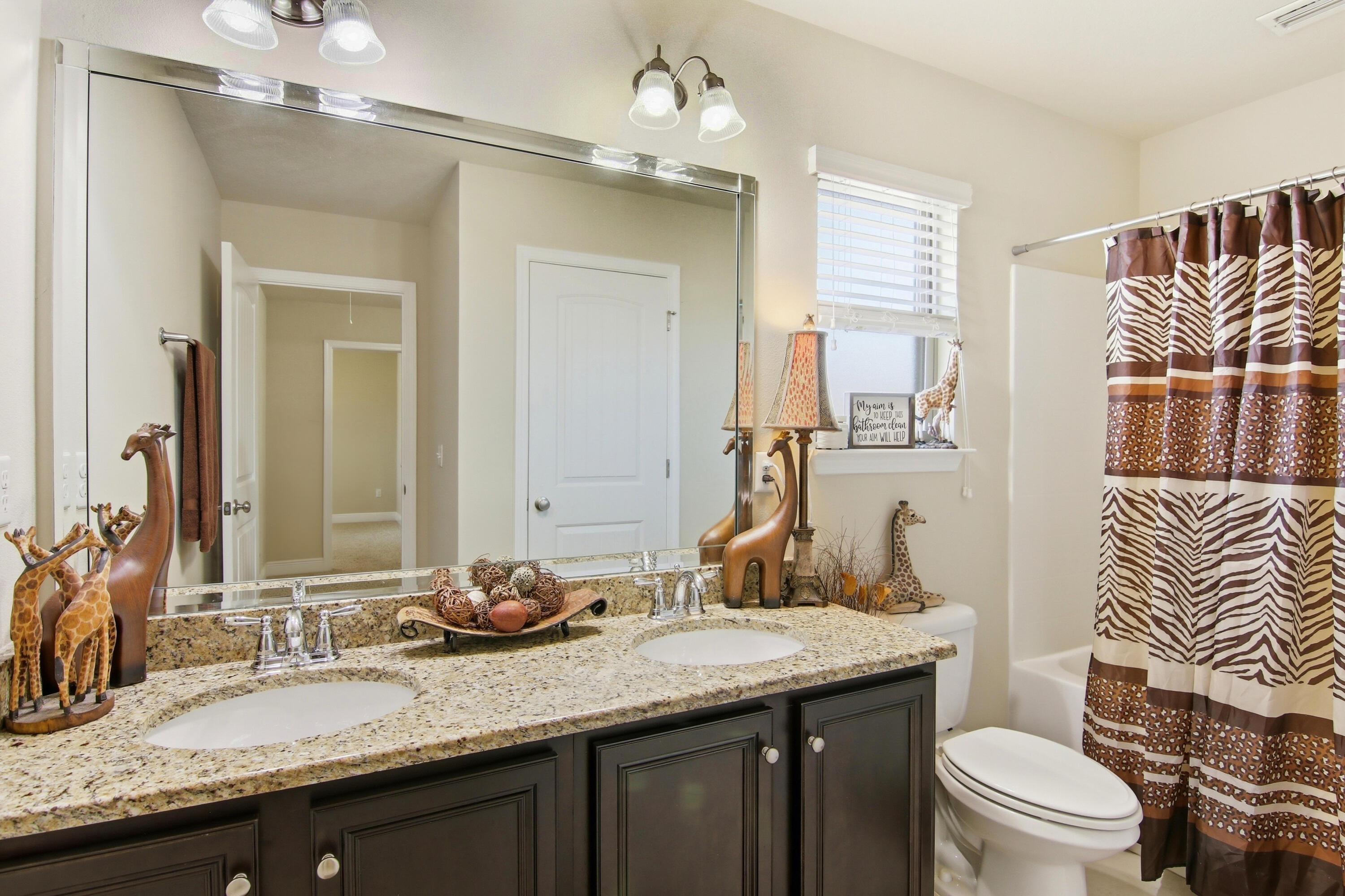 170 Windchime Way Freeport, FL 32439 - Photo 38 of 78 040_F8_170_Windchime_Way