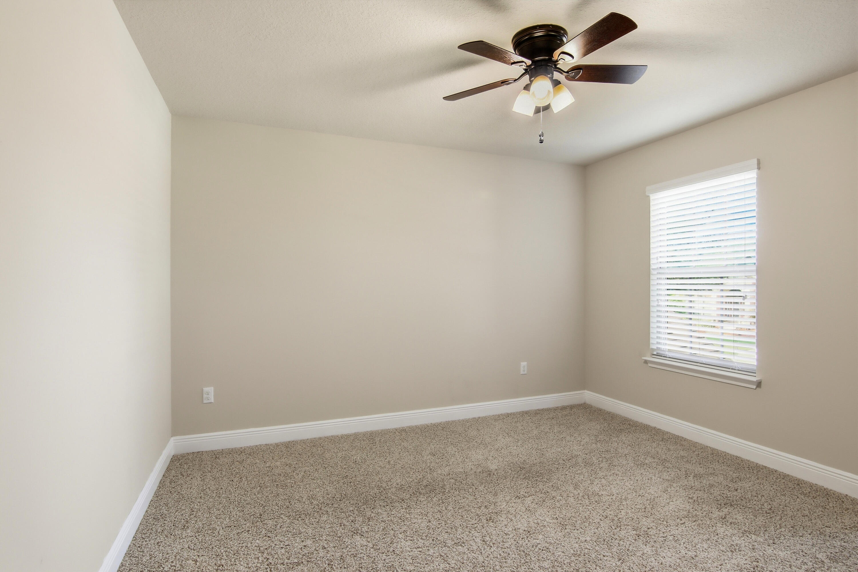 170 Windchime Way Freeport, FL 32439 - Photo 40 of 78 033_F8_170_Windchime_Way