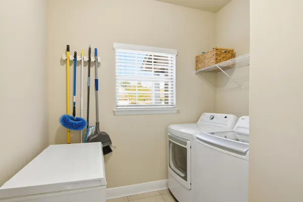 $595,000 | 170 Windchime Way, Freeport, FL 32439