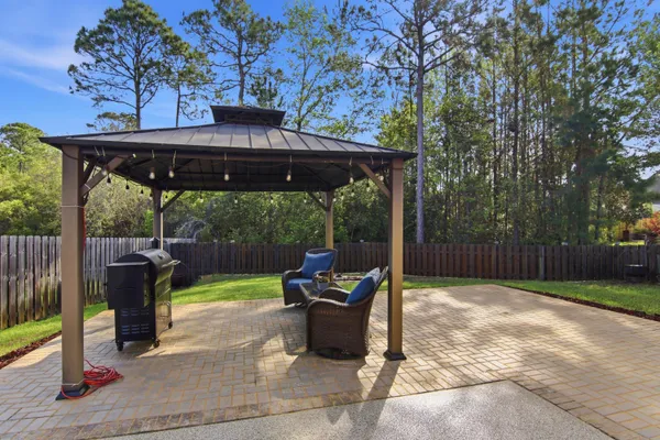 $595,000 | 170 Windchime Way, Freeport, FL 32439