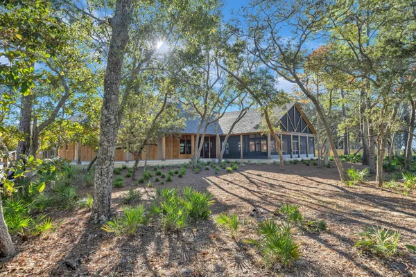 $595,000 | 170 Windchime Way, Freeport, FL 32439
