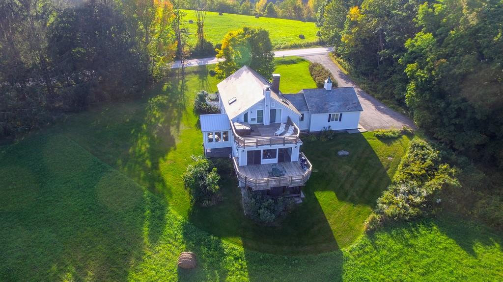 197 High Meadow Way Manchester, VT 05255 - Photo 3 of 32 Gallery Image 3