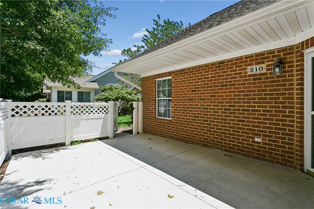 210 Timberline Loop Yorktown, VA 23692 - Photo 37 of 39