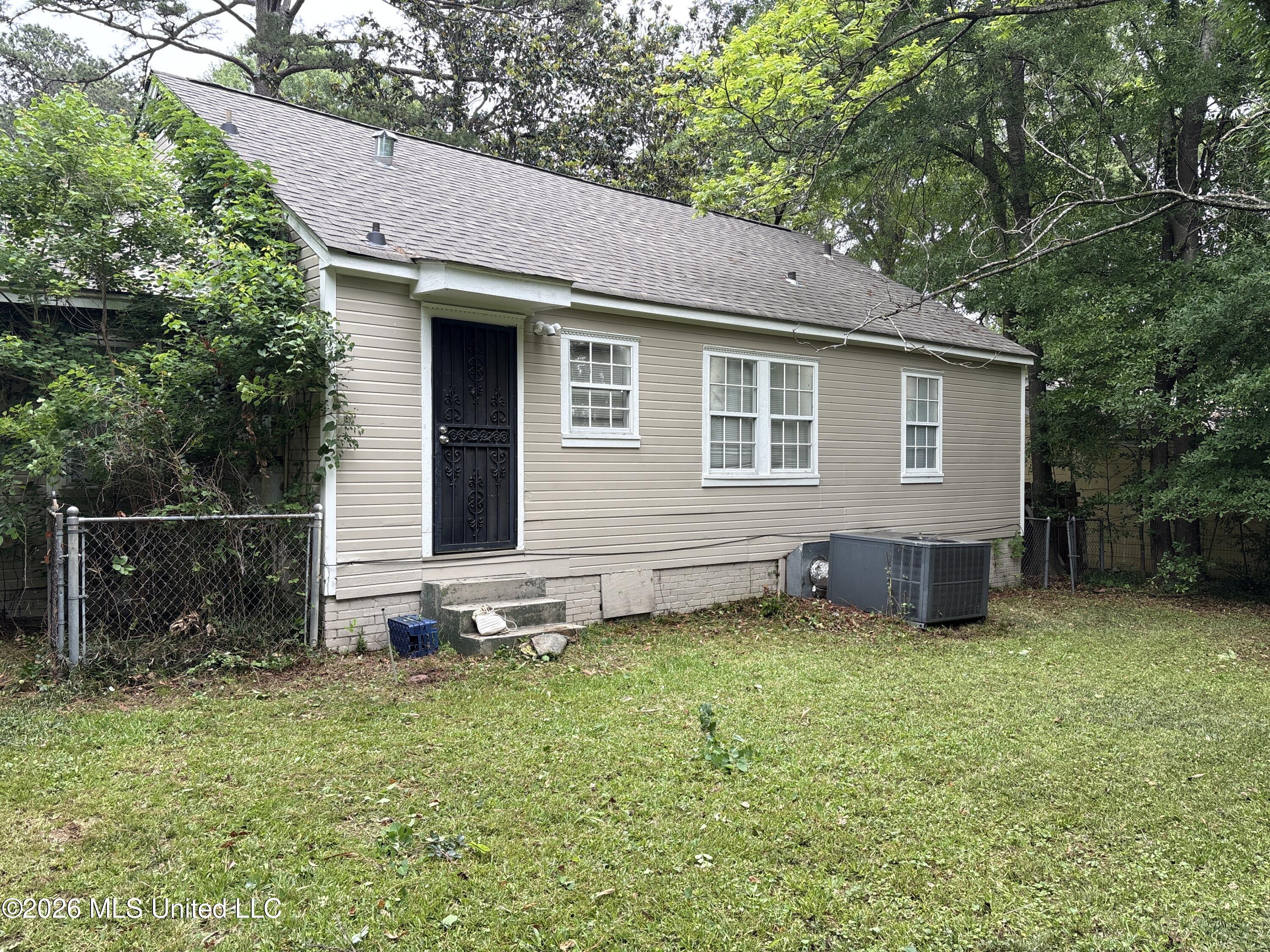 553 Belvedere Road Jackson, MS 39206 - Photo 6 of 6 IMG_0325 - Robert