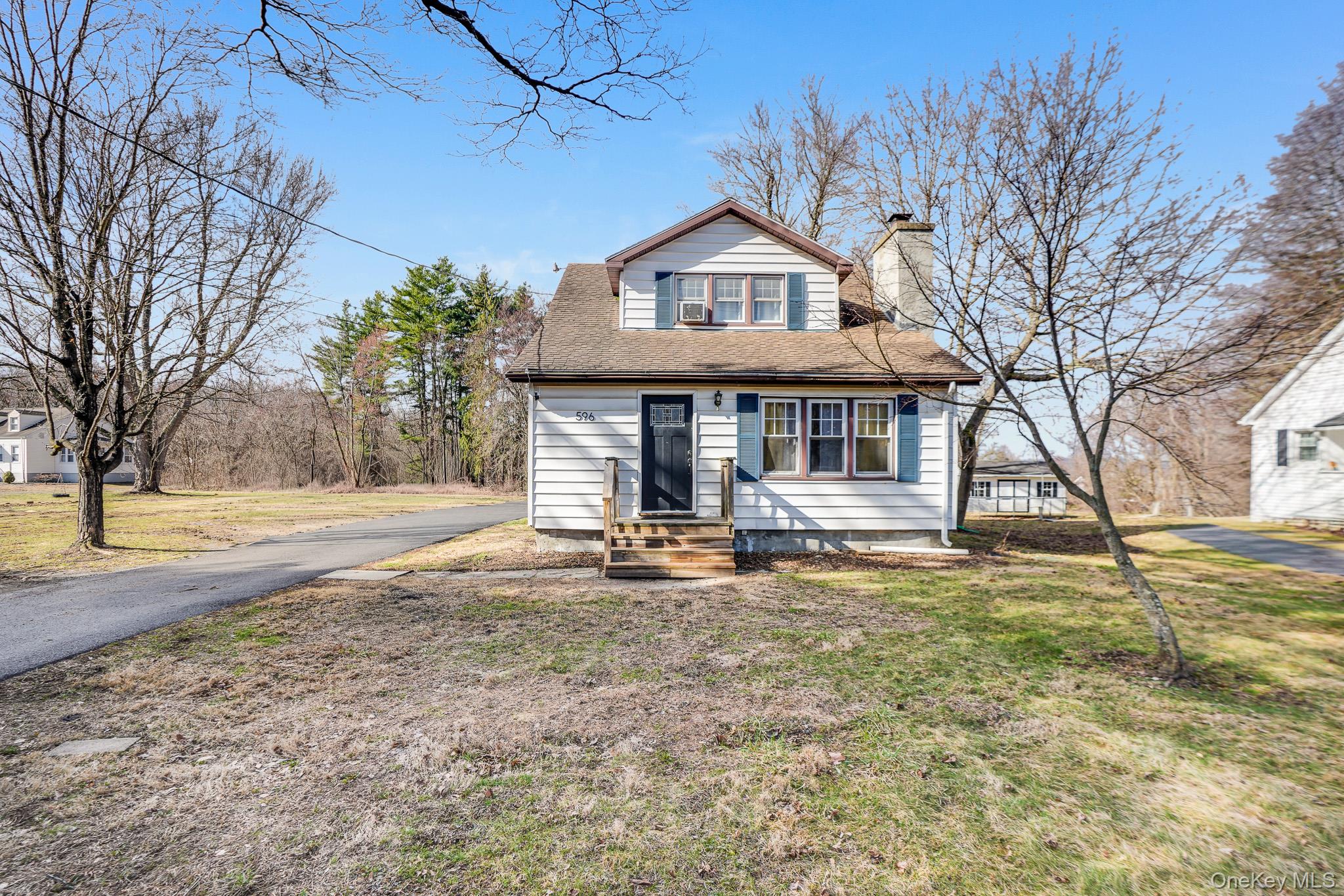 596-598 Freedom Plains Road Poughkeepsie, NY 12603 - Photo 2 of 38