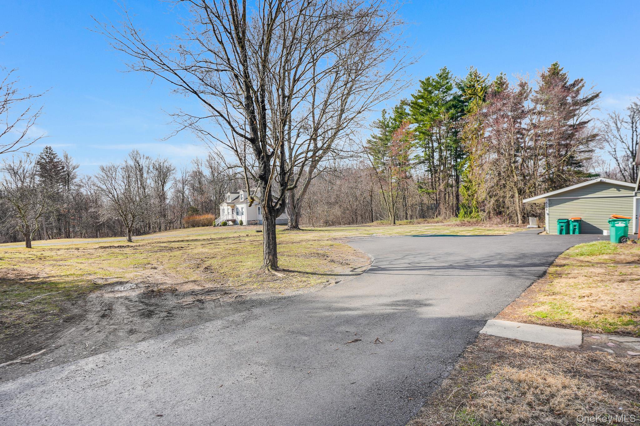 596-598 Freedom Plains Road Poughkeepsie, NY 12603 - Photo 22 of 38