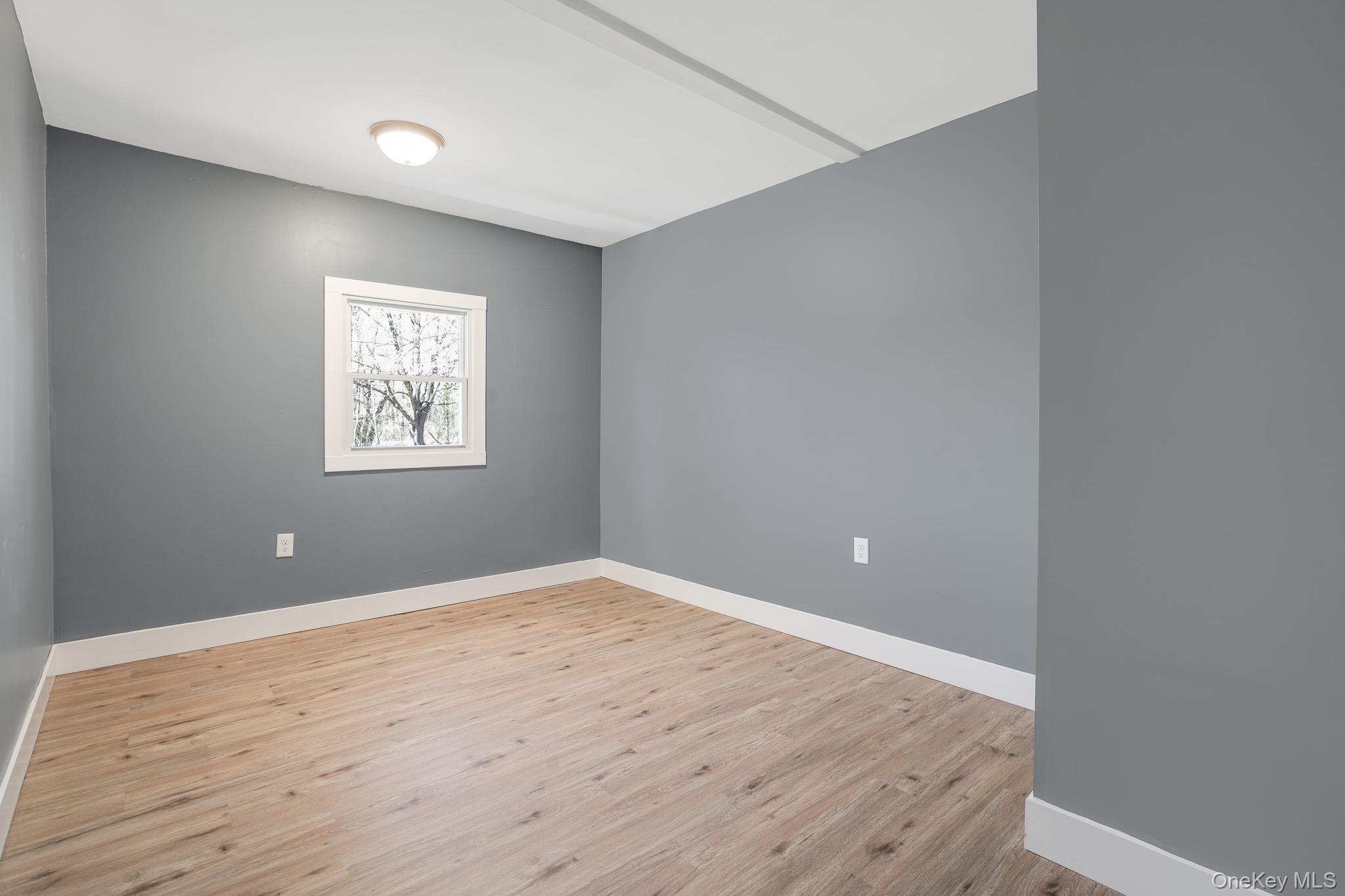 596-598 Freedom Plains Road Poughkeepsie, NY 12603 - Photo 33 of 38